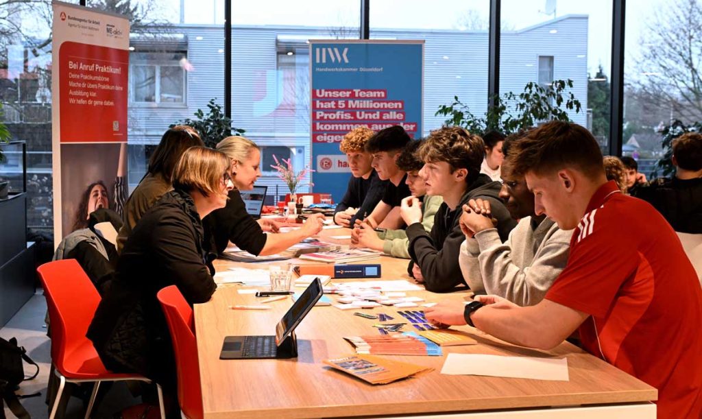 Cw F95 Berufs Info Tag 24 r